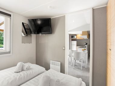 SBG_03_241703_4_3_241750_jpg